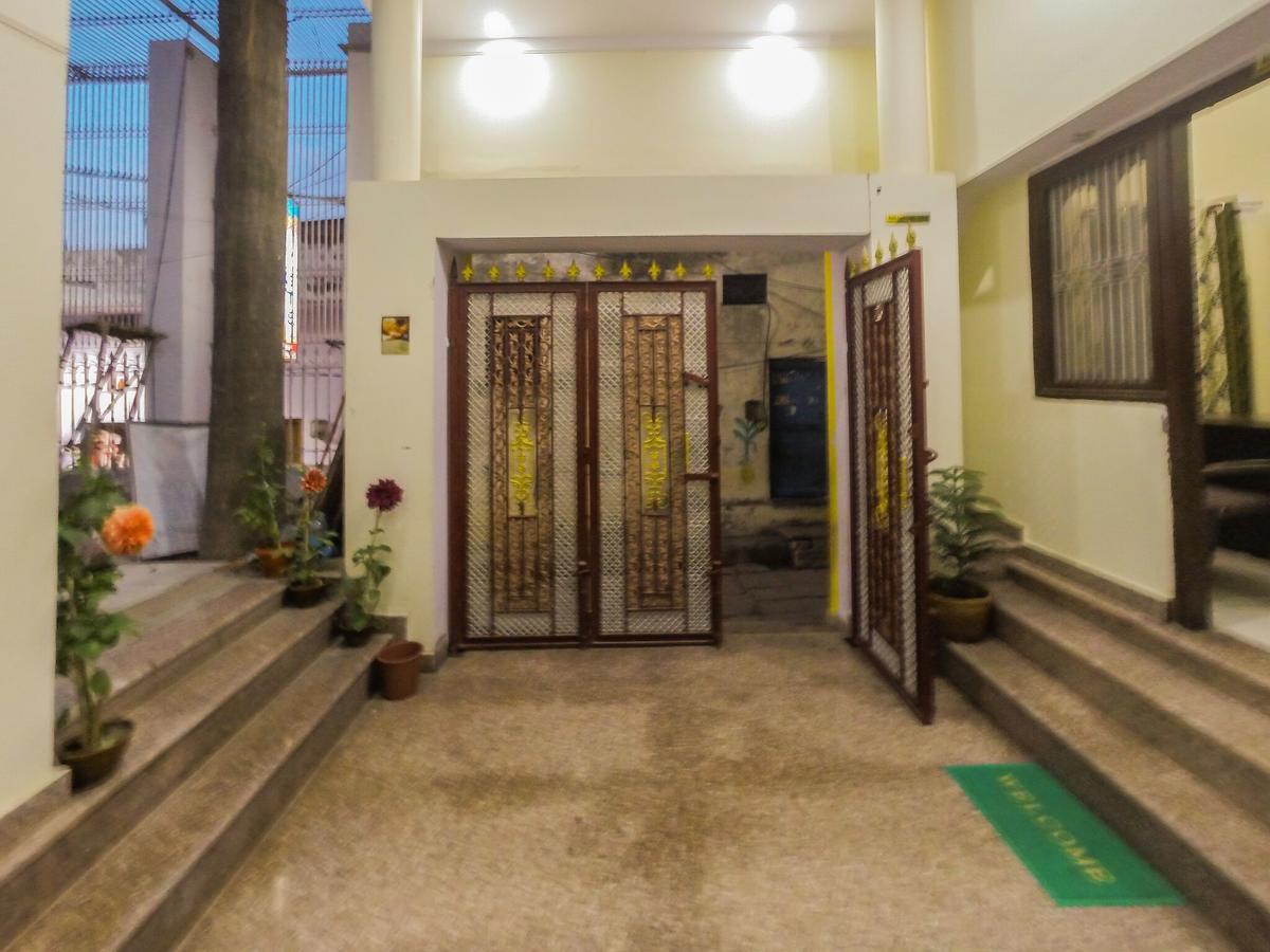 Gangotri Paying Guest House Benares Buitenkant foto
