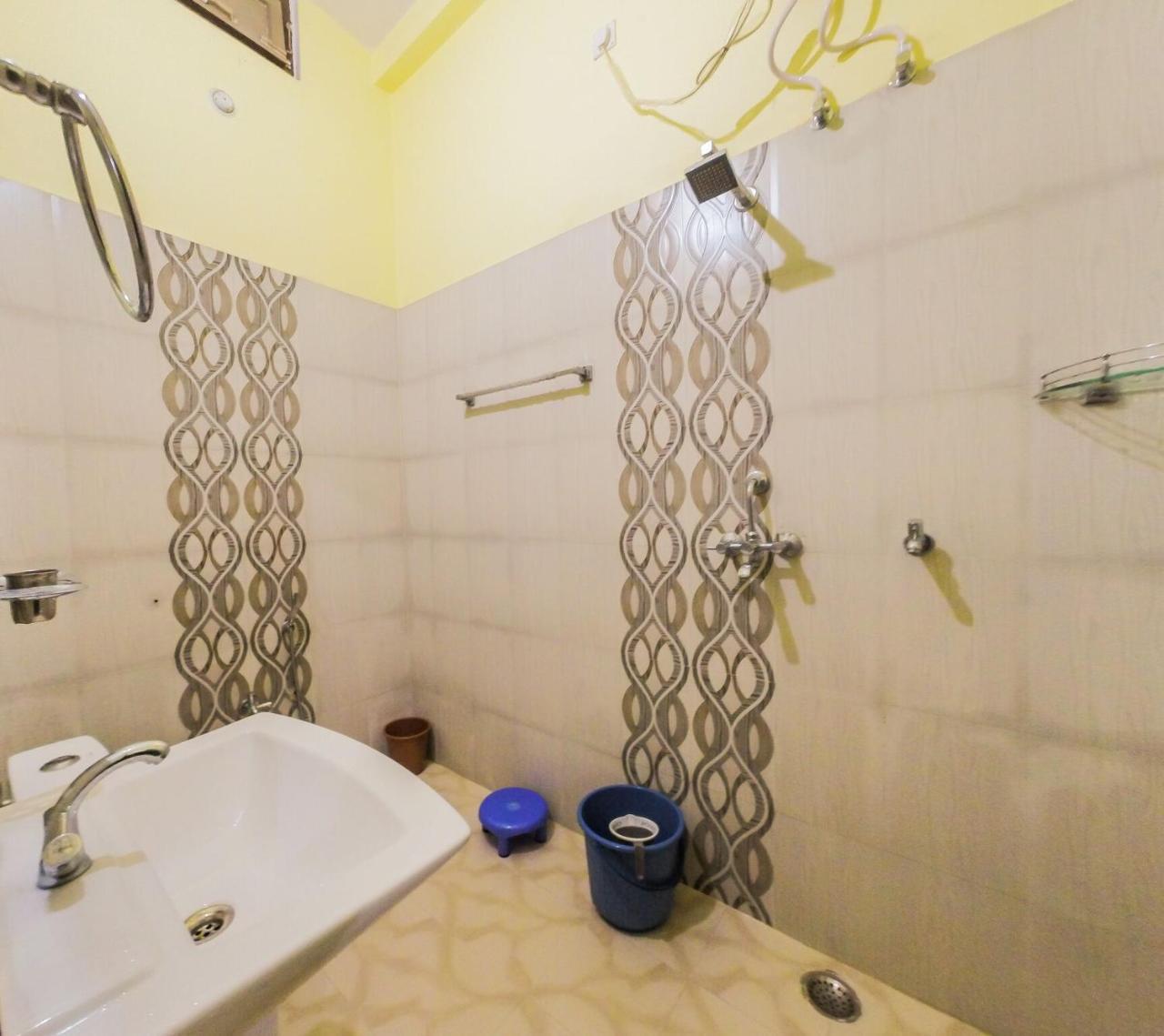 Gangotri Paying Guest House Benares Buitenkant foto