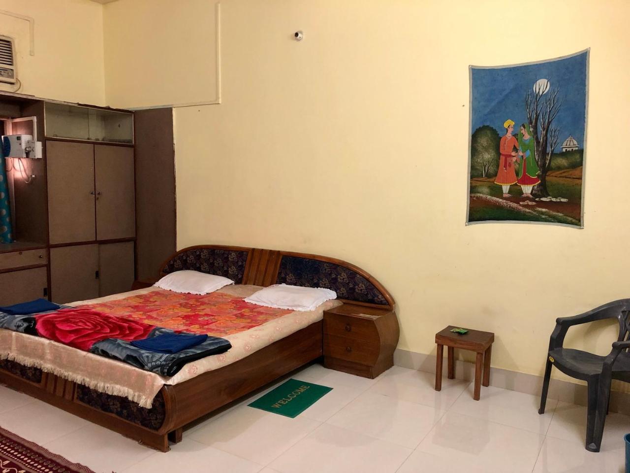 Gangotri Paying Guest House Benares Buitenkant foto